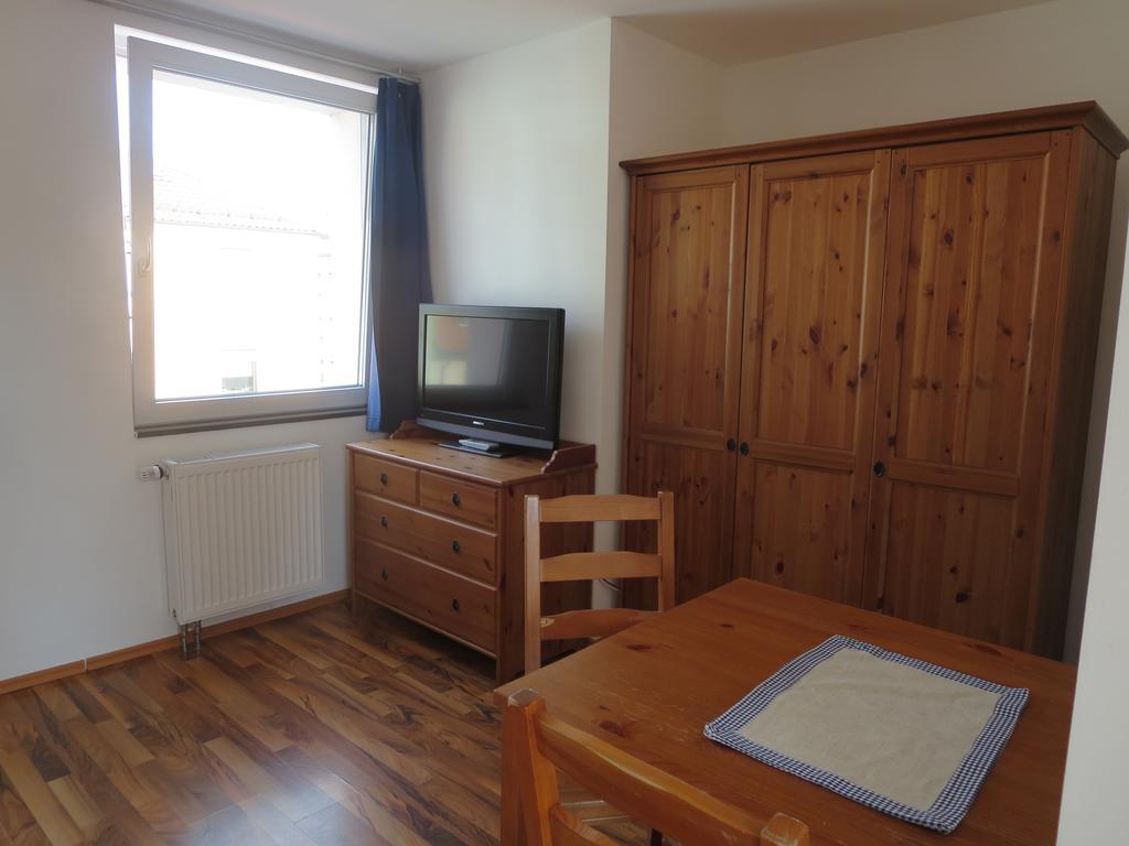 Hotel Mitte24 Neu-Ulm Zewnętrze zdjęcie