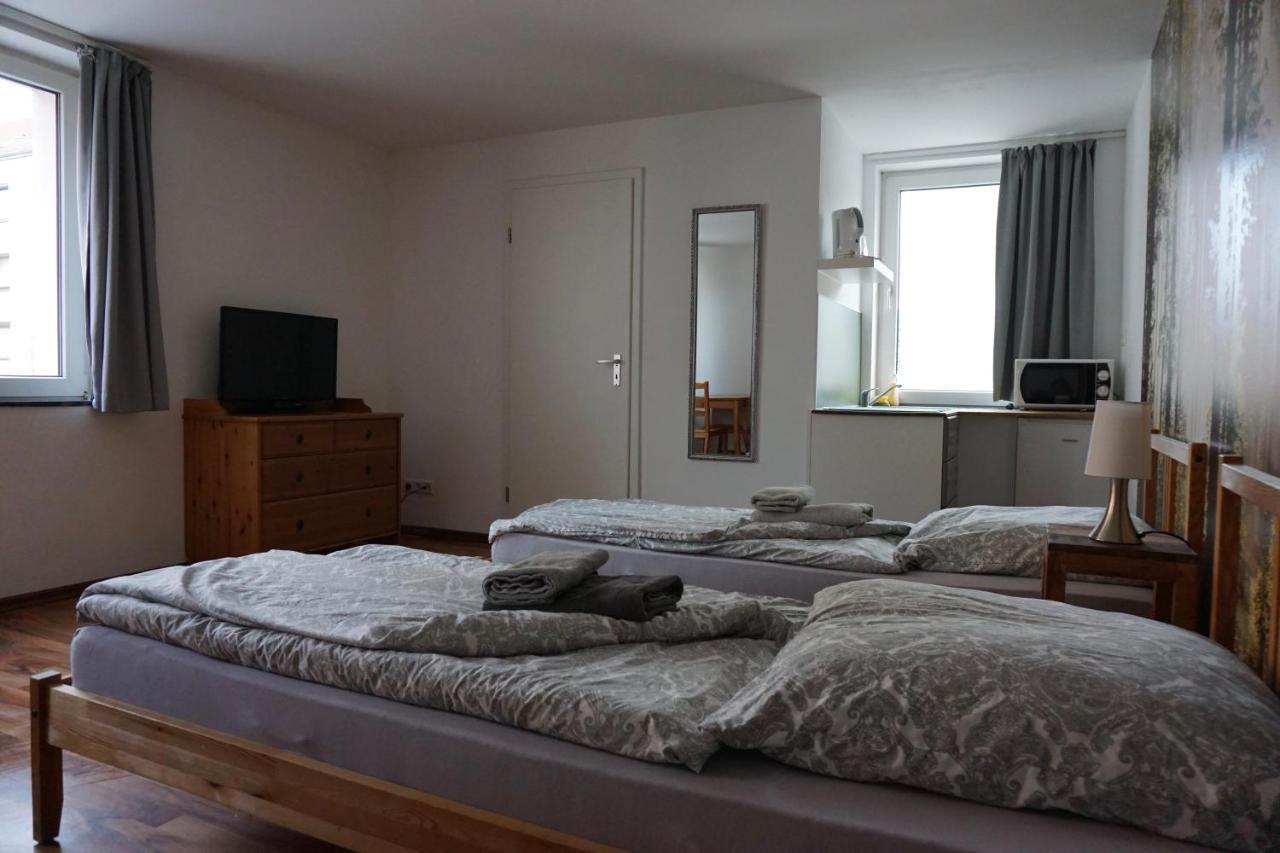 Hotel Mitte24 Neu-Ulm Zewnętrze zdjęcie